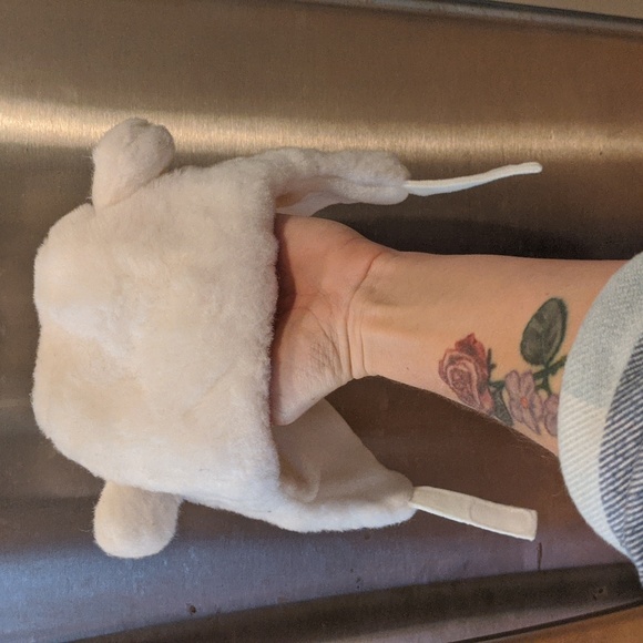 GAP Baby - Infant Winter Bear Hat - Picture 1 of 3